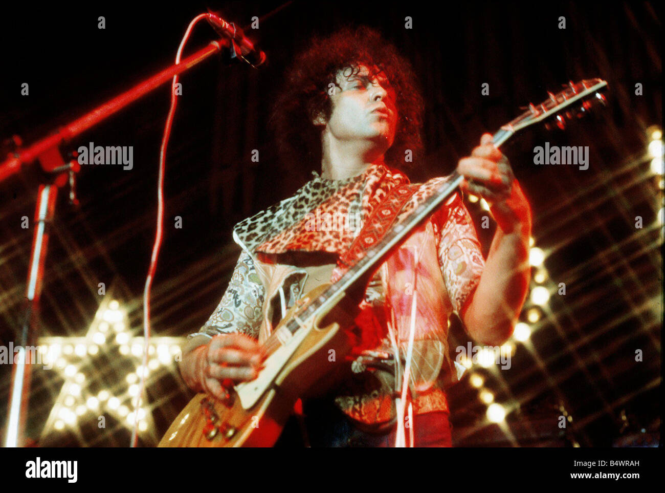 Marc Bolan chitarrista cantante sulla scena msi Foto Stock