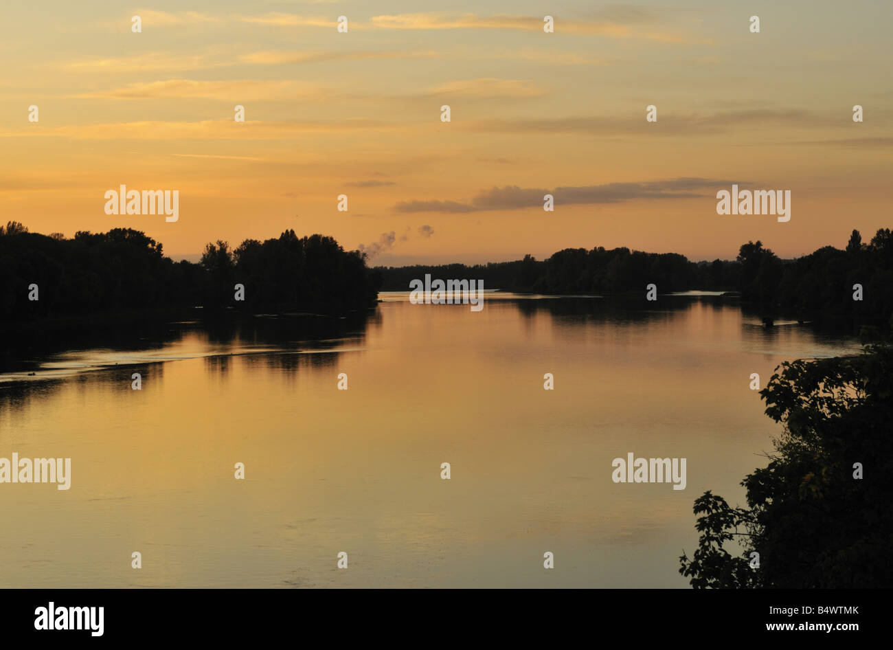 Fiume Loira tramonto Francia Foto Stock