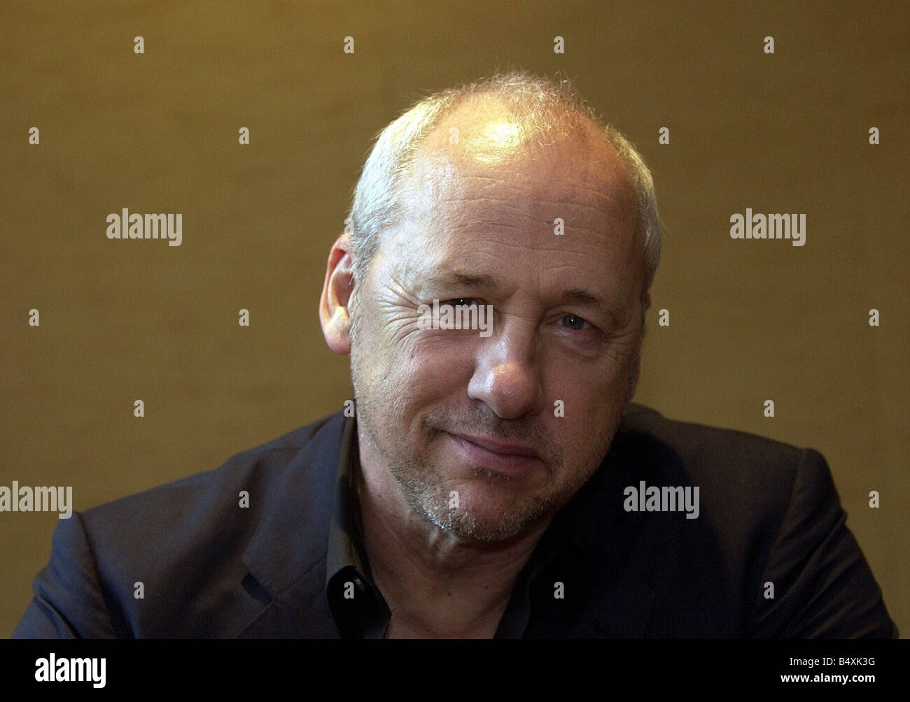 Mark Knopfler al suo omaggio giorno a Newcastle Civic Center Foto Stock
