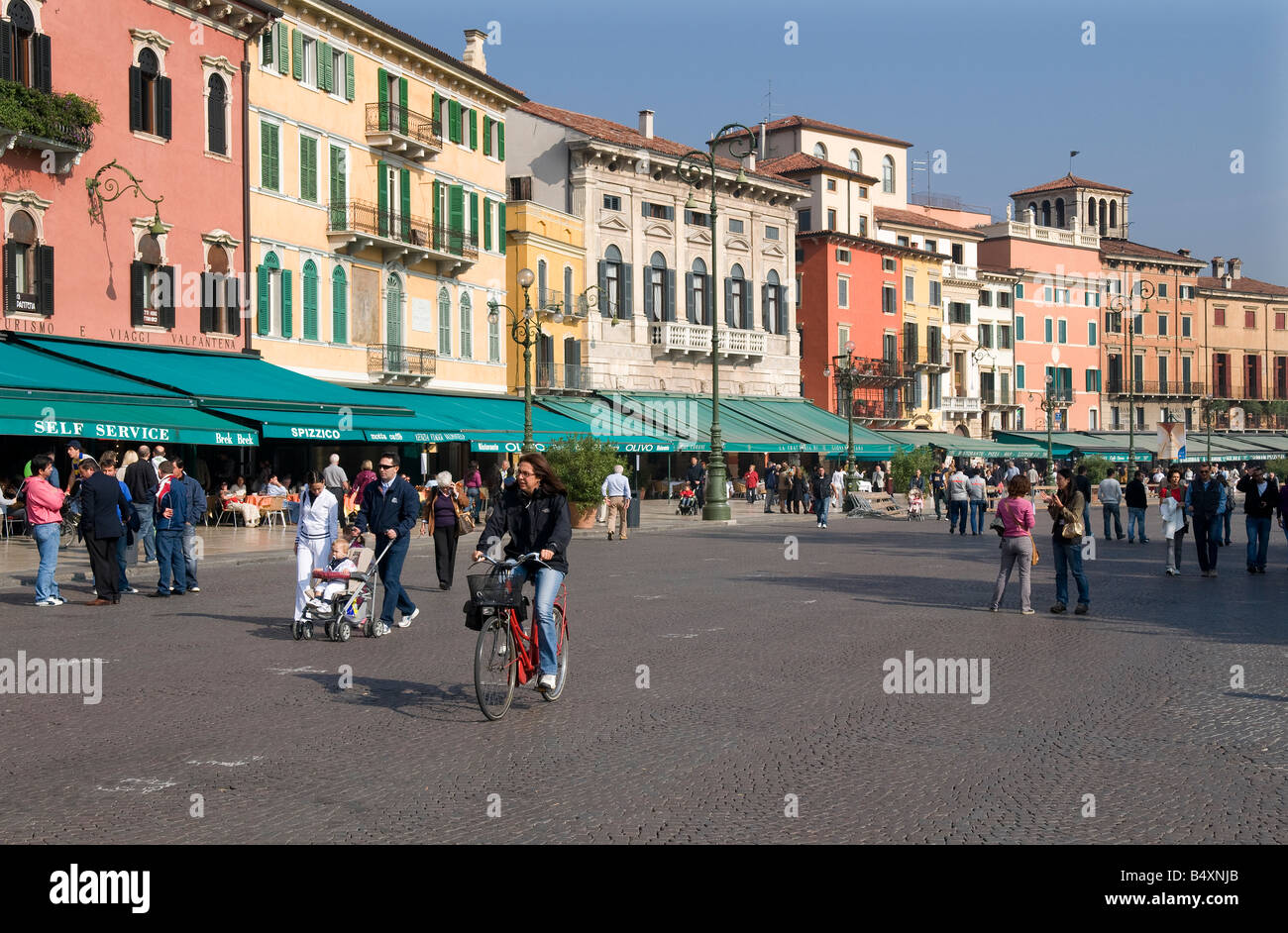 Scena di strada, verona, Italia Foto Stock