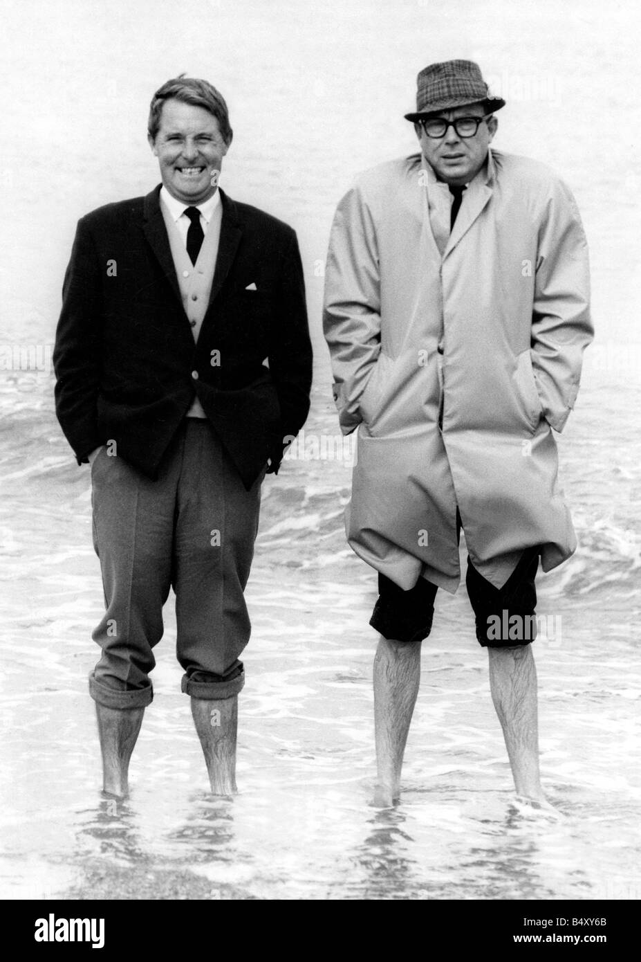 Eric Morecambe e Ernie Wise in 1965
25/01/1965
Gennaio 1965 Foto Stock