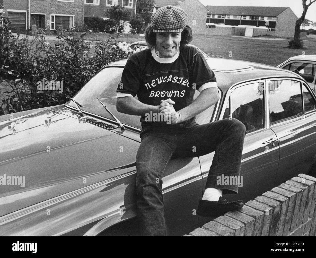 Brian Johnson cantante del gruppo rock AC DC a sua North Shields home 14 10 80 Foto Stock