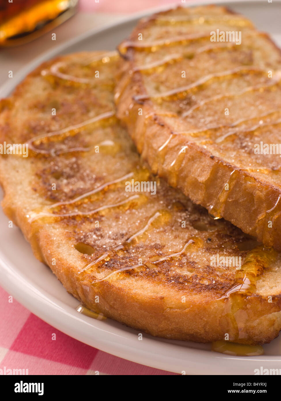 Il francese Cinnamon Toast con sciroppo Foto Stock