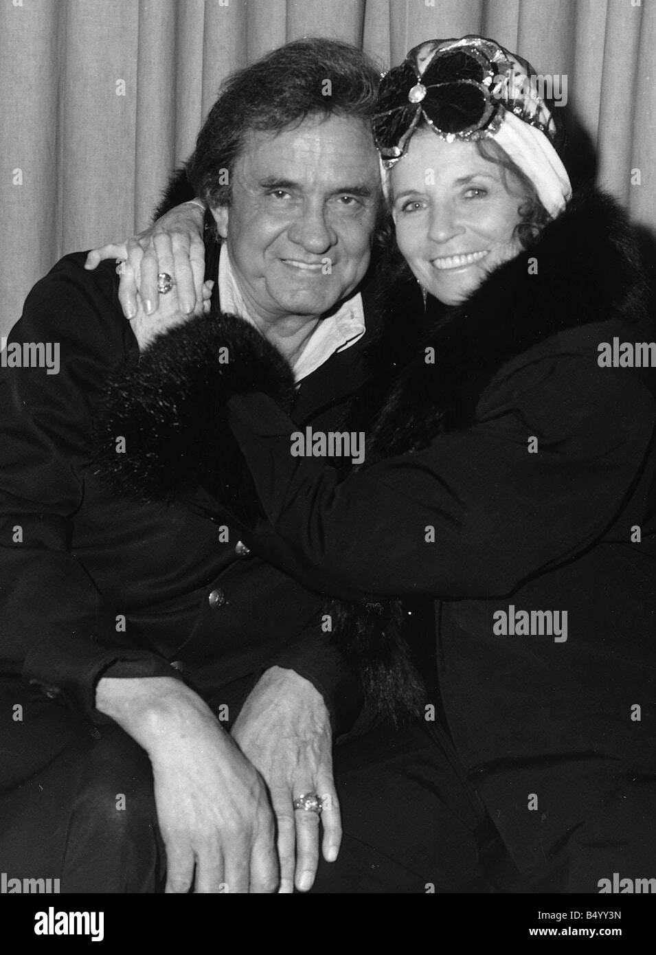 Johnny Cash cantante con moglie June Carter in Londra 1988 Foto Stock