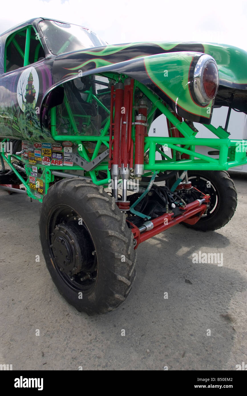 MONSTER TRUCK Grave Digger prima del Monster Truck Challenge all'Orange County Fair di NY Speedway Foto Stock