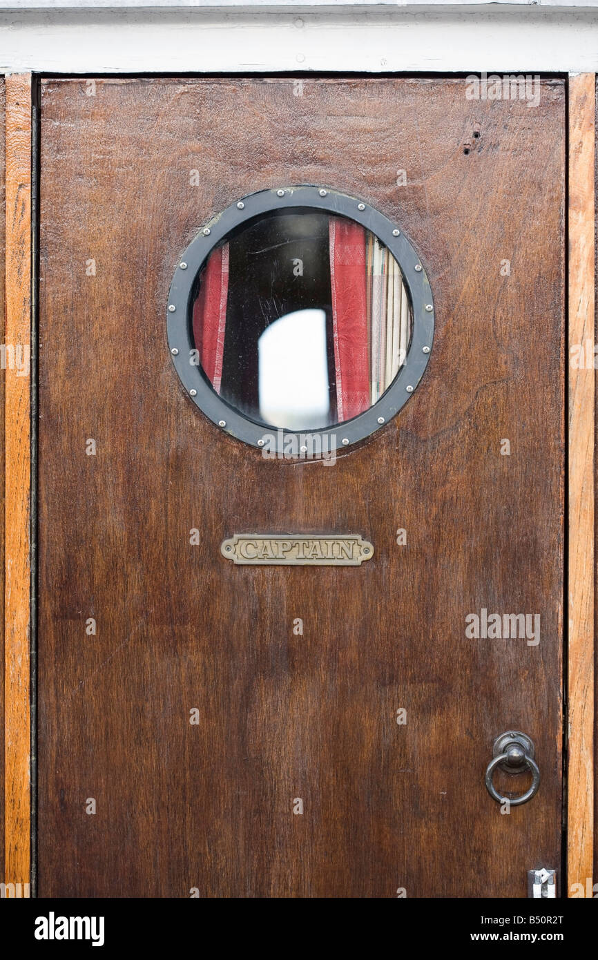 Capitano della porta della cabina Foto Stock