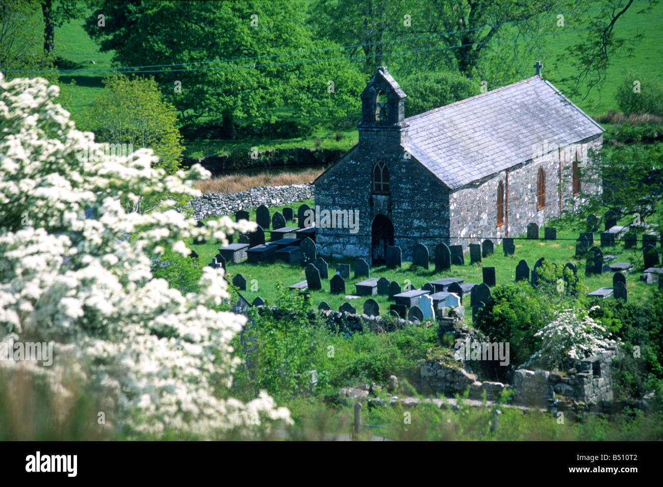 Llanfihangel y Cwm gagliardetto Pennant Snowdonia Galles del Nord Foto Stock