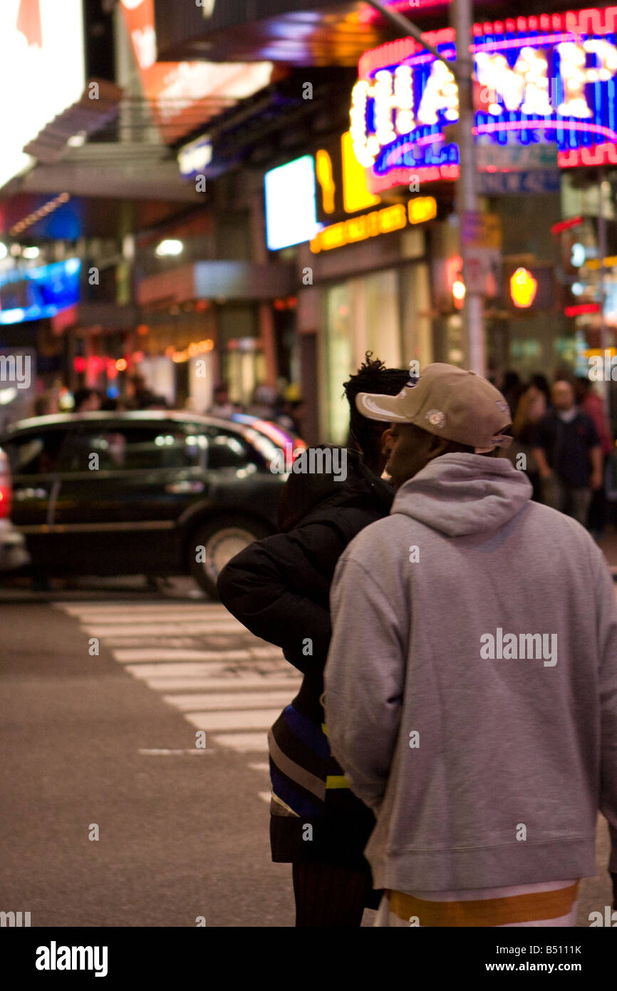 Times Square folla Foto Stock