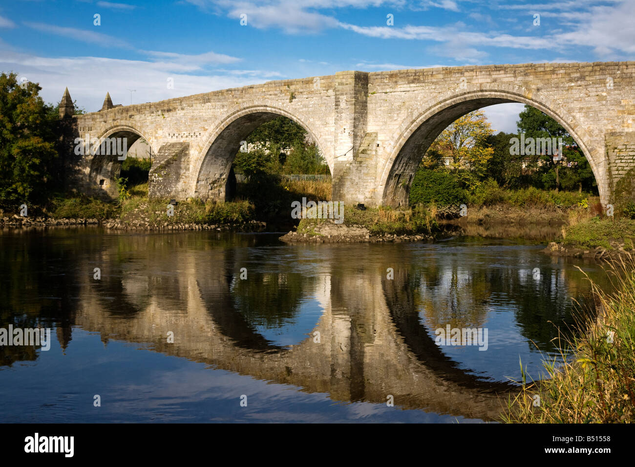 Storica Stirling ponte che attraversa il fiume Forth città di Stirling Scozia Scotland Foto Stock