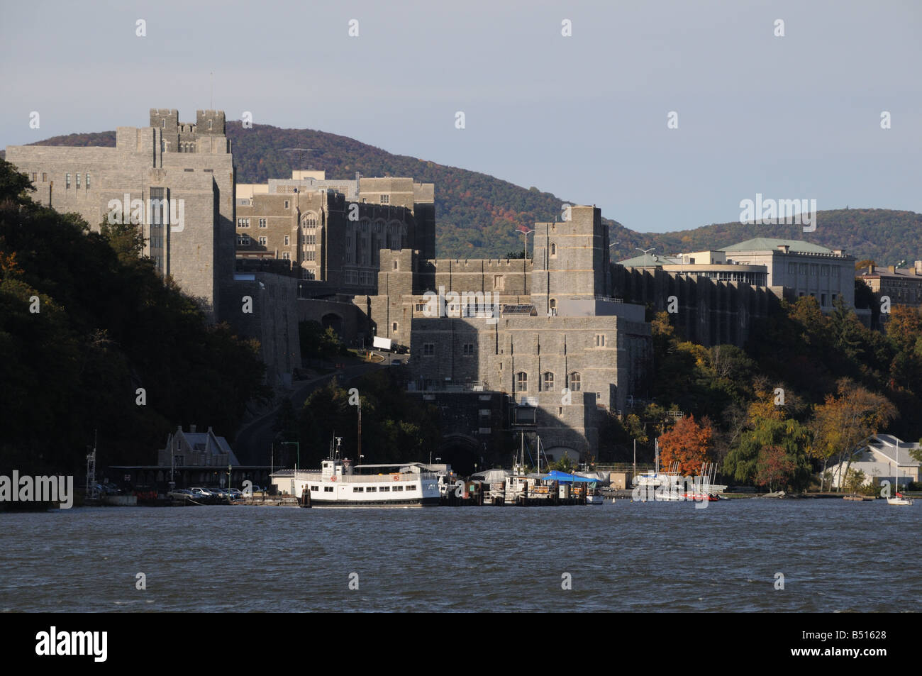 L'Accademia Militare degli Stati Uniti a West Point treni ufficiali per gli Stati Uniti Esercito. È situata sul fiume Hudson. Foto Stock