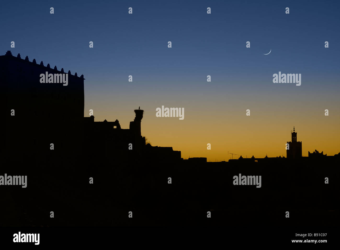 Arabian sunrise silhouette, Taourirt Kasbah di Ouarzazate, Marocco Foto Stock