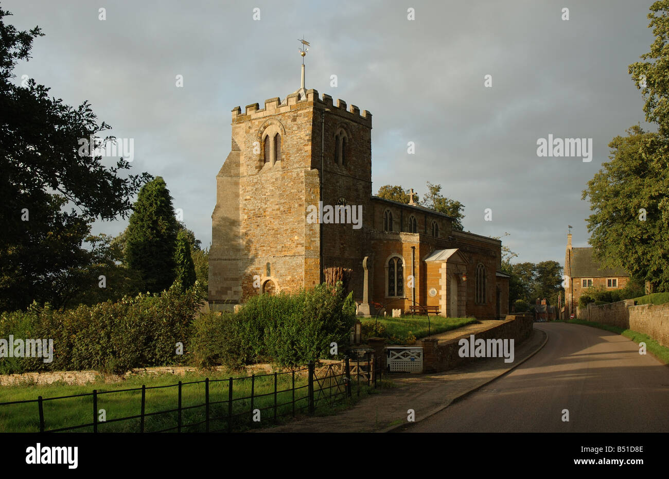 Tutti i santi della chiesa parrocchiale, Lamport, Northamptonshire, England, Regno Unito Foto Stock