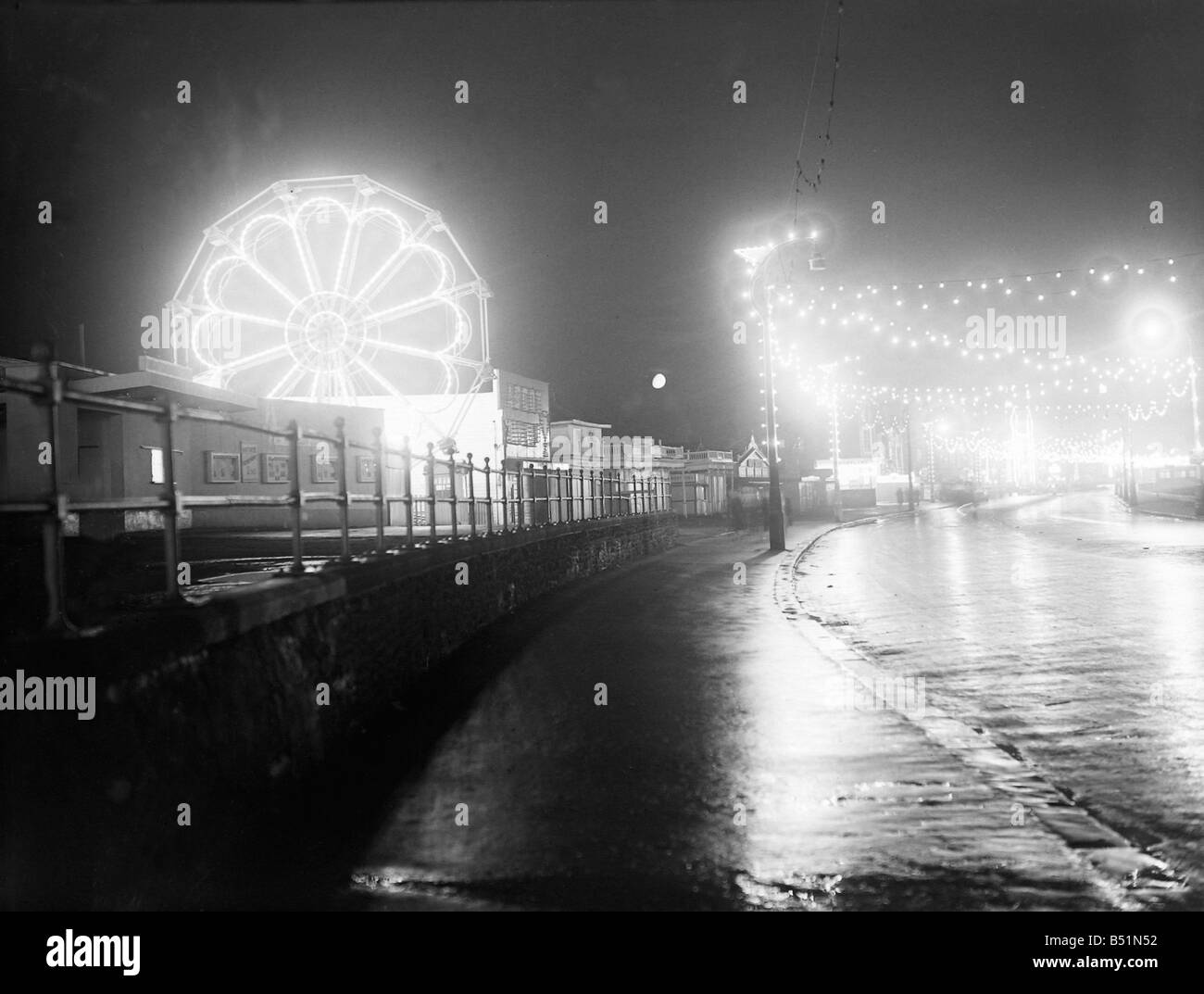 Le Luminarie a Morecombe Lancs 1950;DM 25/8/1950;foto personale F W Reed 24/8/1950;025615/12; Foto Stock