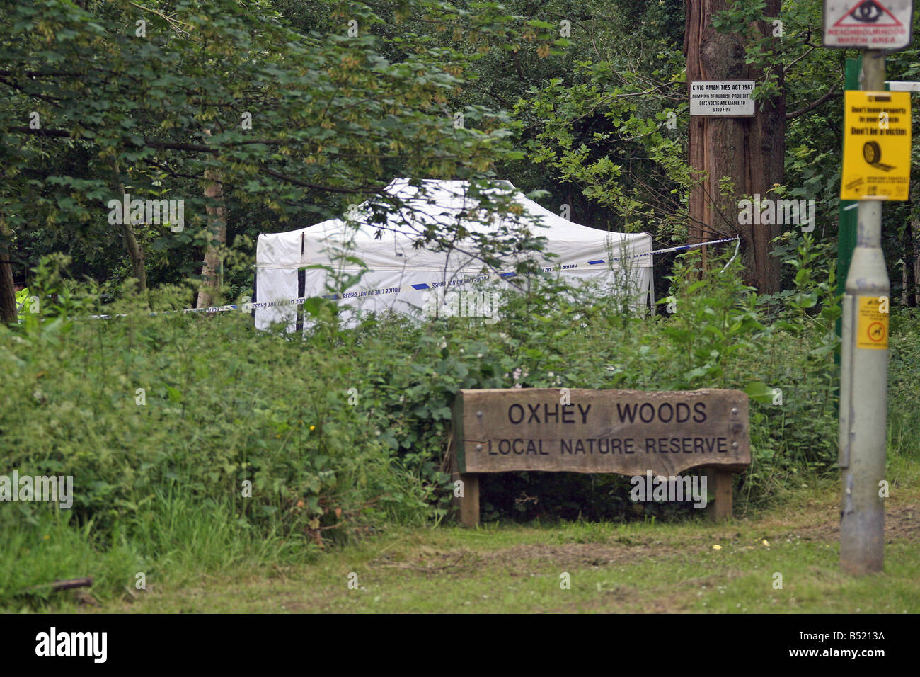 Kate Beagley omicidio scena. Kate è stato trovato ucciso nel bosco a Oxhey boschi vicino a Watford in Hertfordshire dopo andando su una data nel Ricmond. Foto Stock