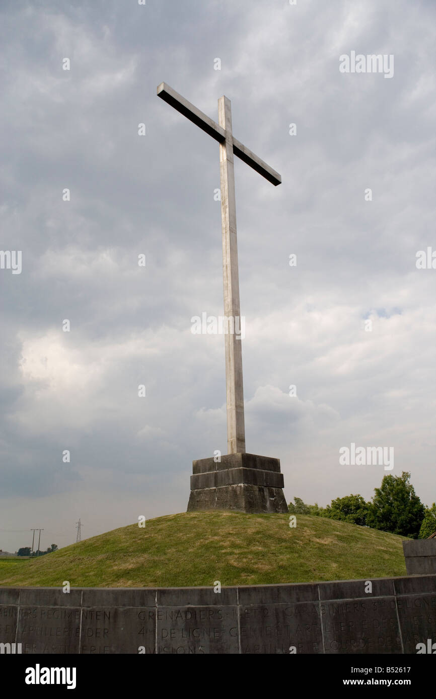 Memoriale belga per le prime vittime di un attacco di gas il 22 aprile 1915 nella prima guerra mondiale, Steenstraat, Belgio Foto Stock