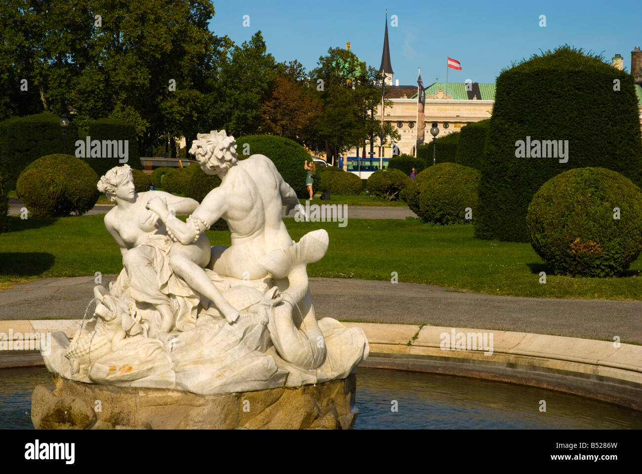 Maria Theresien Platz park nel centro di Vienna Austria Europa Foto Stock