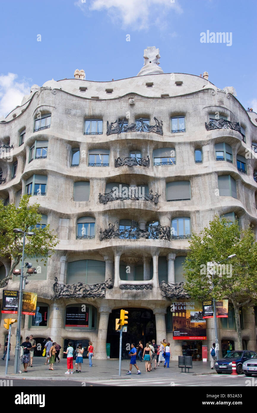 Casa Mila opera del famoso architetto Antoni Gaudi, Barcellona, in Catalogna, Spagna Foto Stock