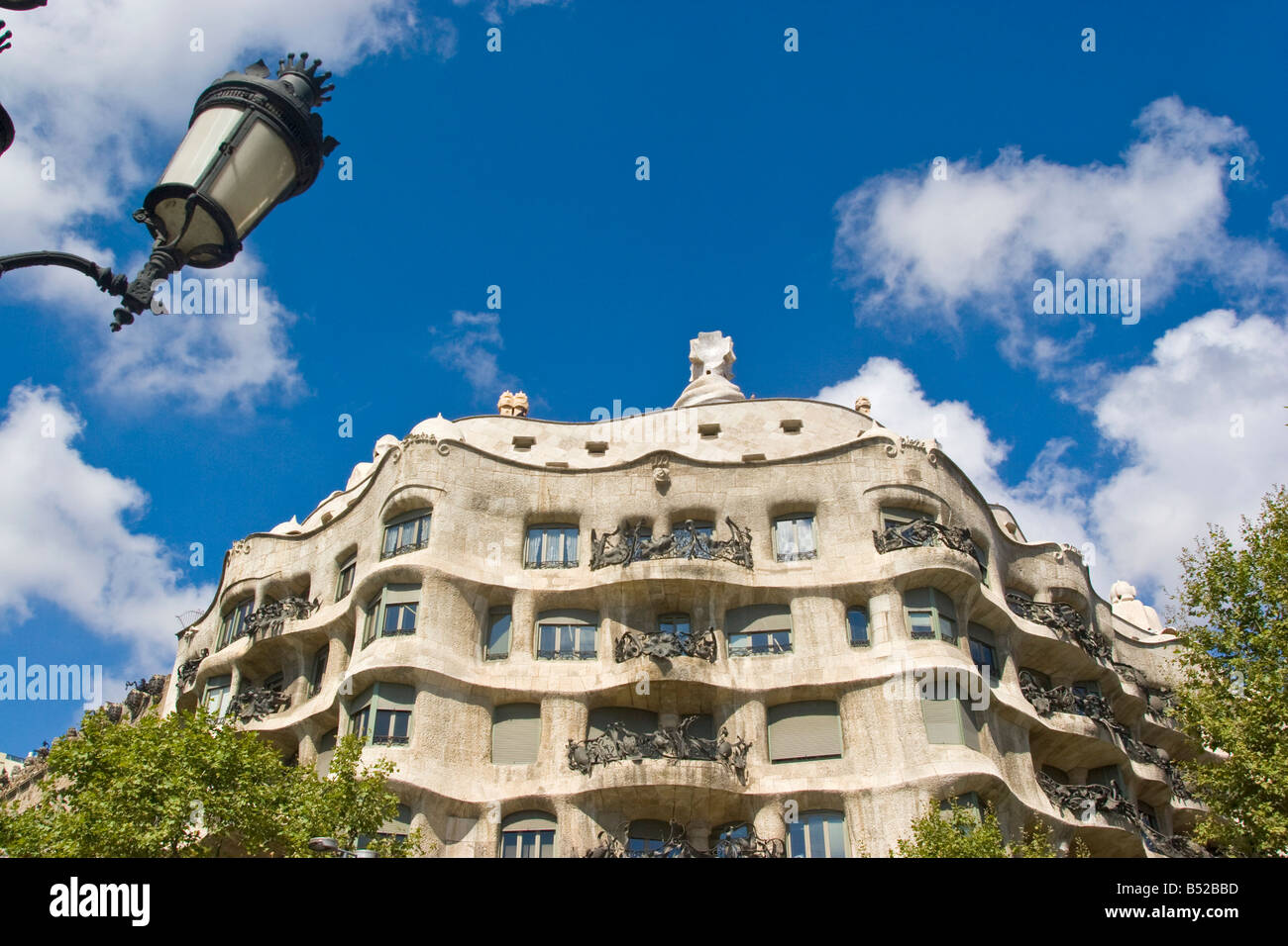Casa Mila opera del famoso architetto Antoni Gaudi, Barcellona, in Catalogna, Spagna Foto Stock