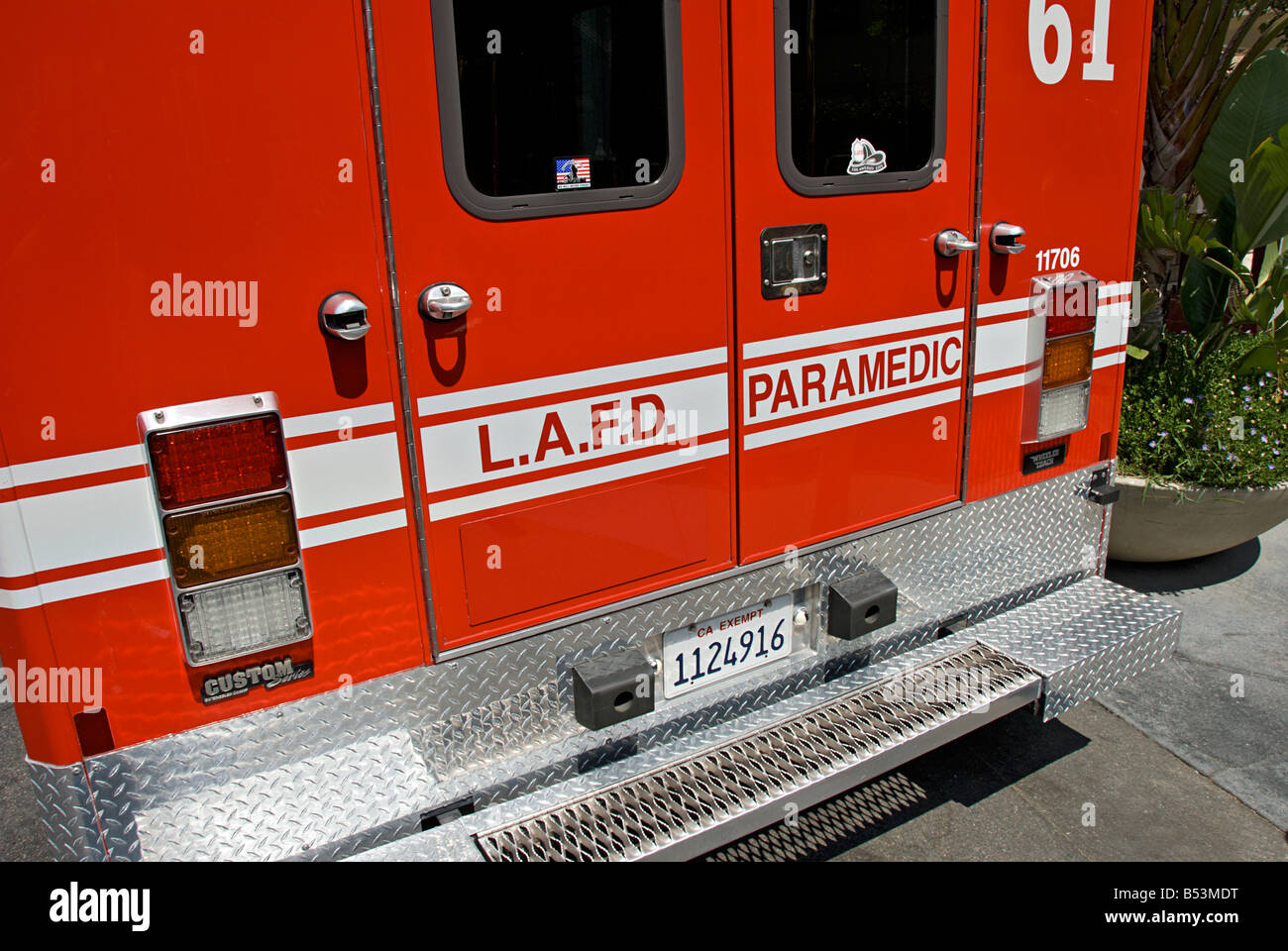 LAFD paramedici carrello il servizio di emergenza medica, fornisce una pre-hospital advanced medical e trauma care Foto Stock