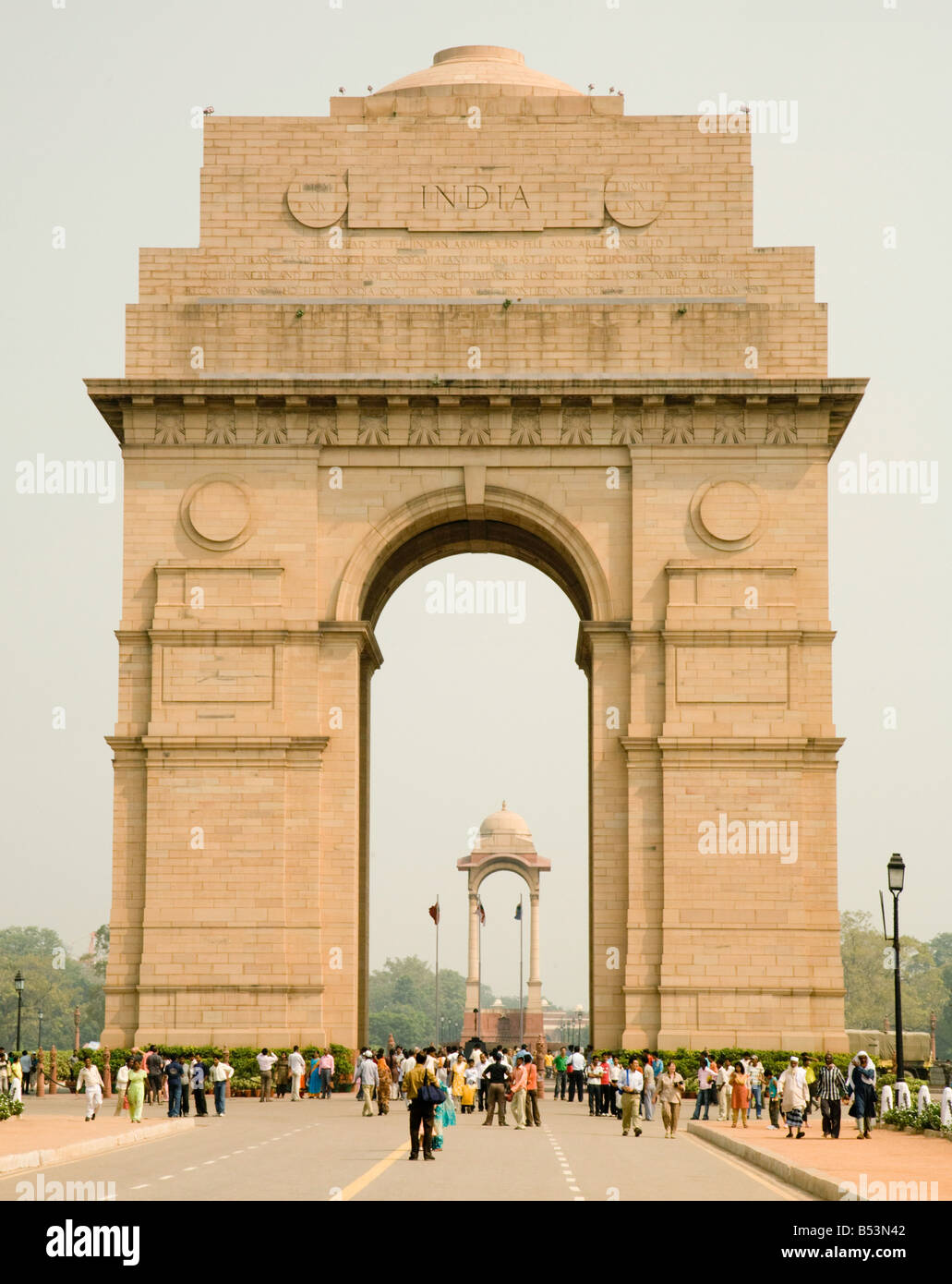La gente attorno all India Gate New Delhi, India Foto Stock