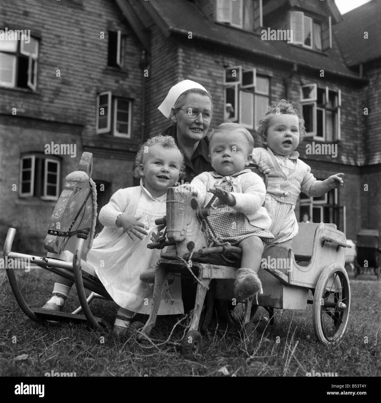 Casa per ragazze madri a Erith. Settembre 1952 C4850 Foto Stock