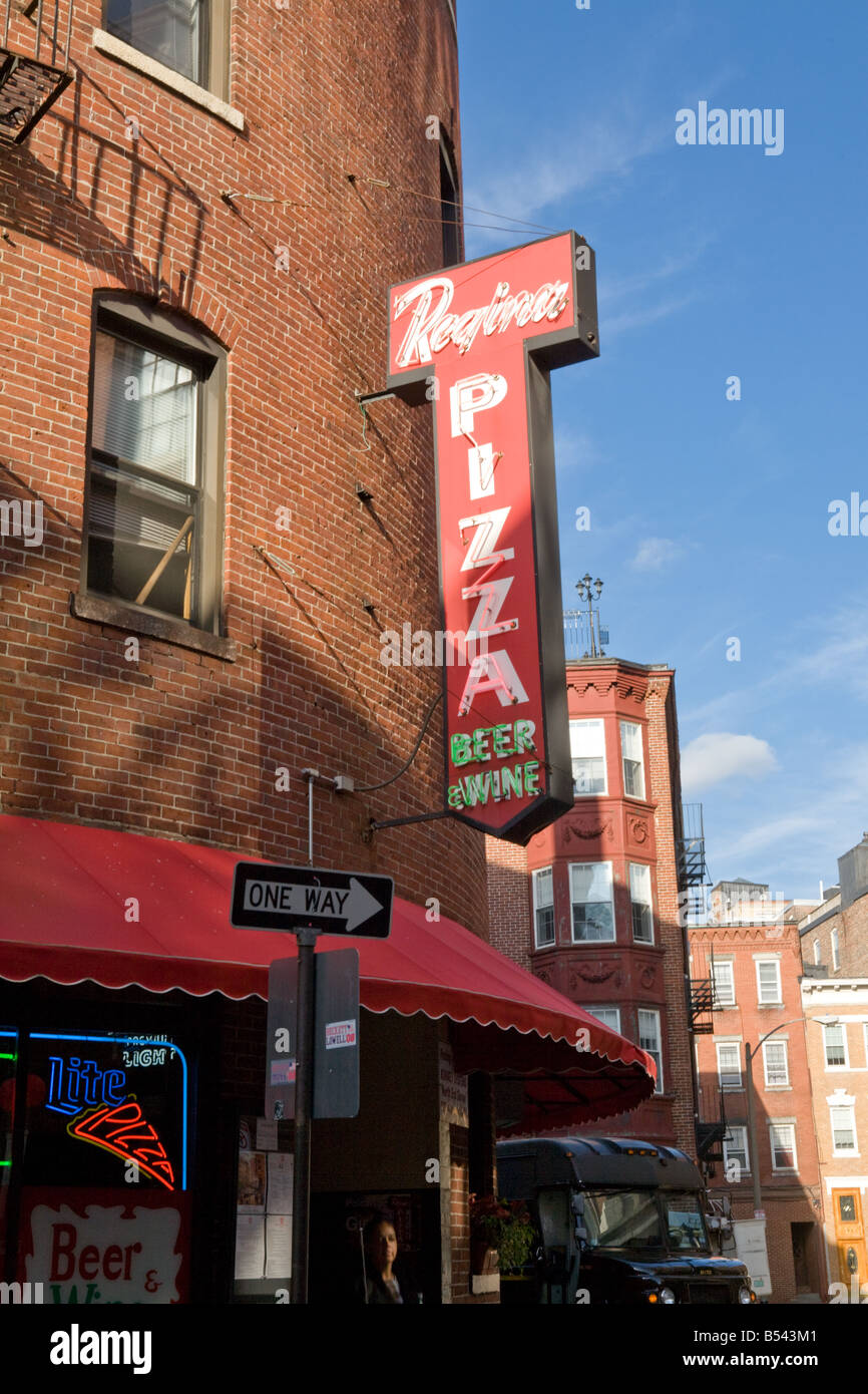 Pizzeria Regina North End di Boston Massachusetts Foto Stock