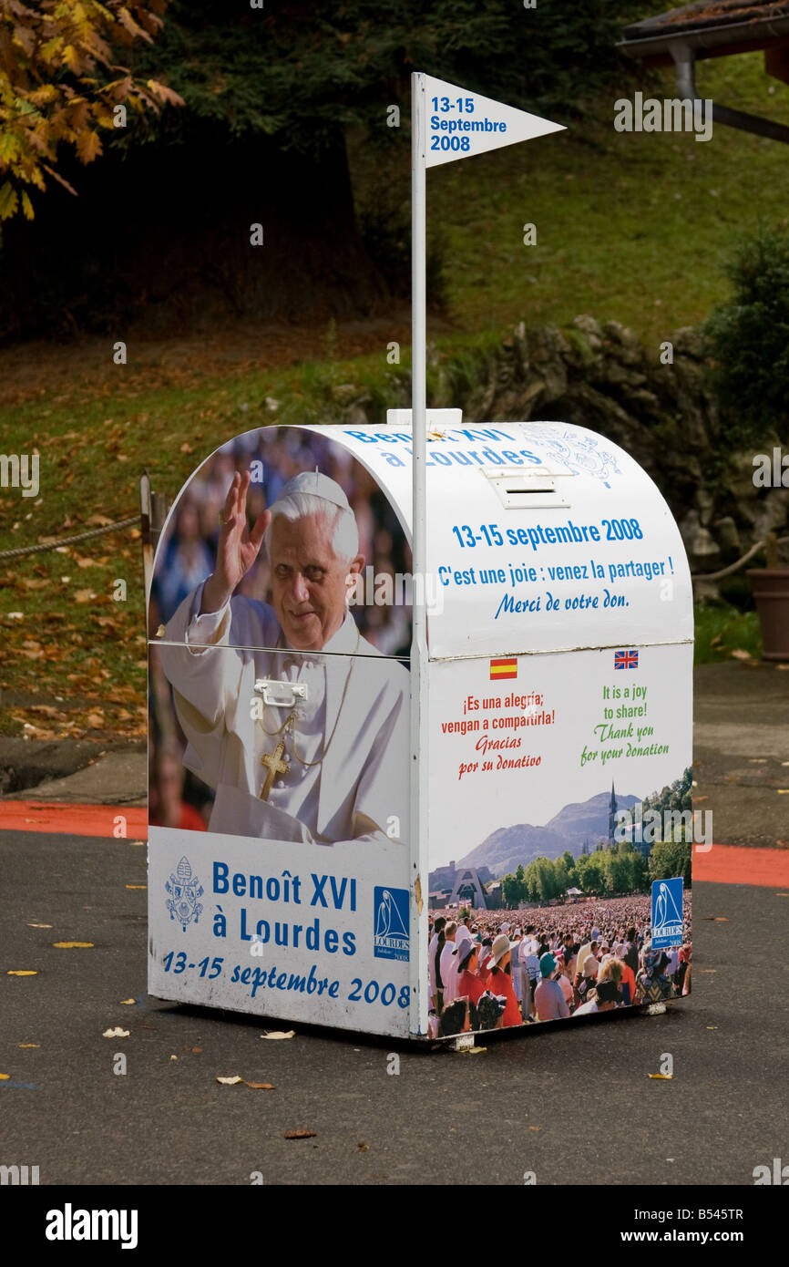 Il Papa in visita - Lourdes, Francia meridionale Foto Stock