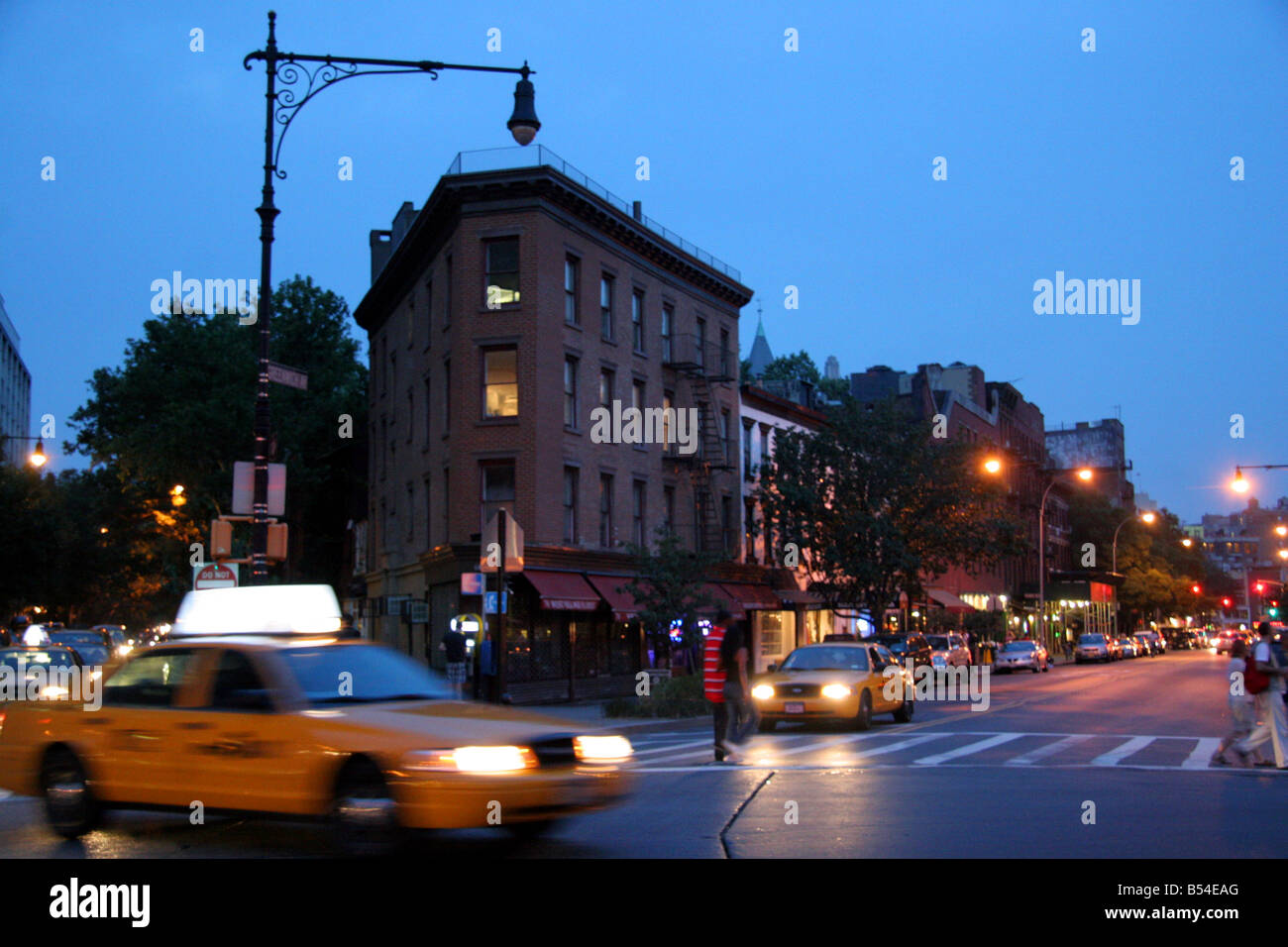 Giallo New York taxi a Greenwich Village Manhattan Foto Stock