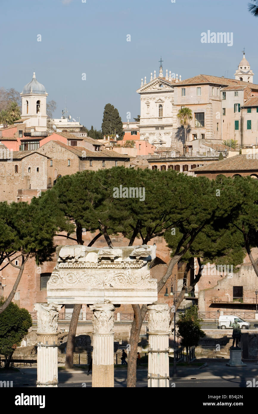 Vecchia Roma vicino al Colosseo. Italia Foto Stock
