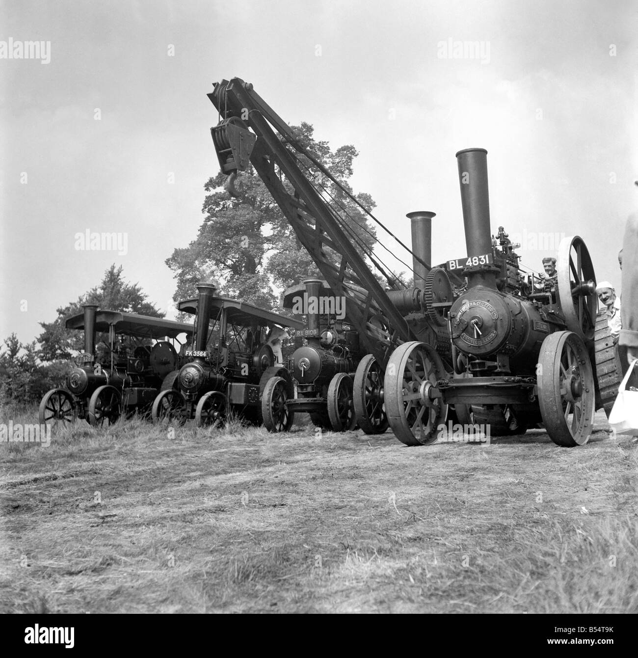 Riuniti nel cortile del sig. F. P. Middleton una collezione dei più vecchi motori a trazione a vapore da tutte le parti del paese. È stata la A. G. M. della locomotiva stradale Preservation Society. D5012 Foto Stock