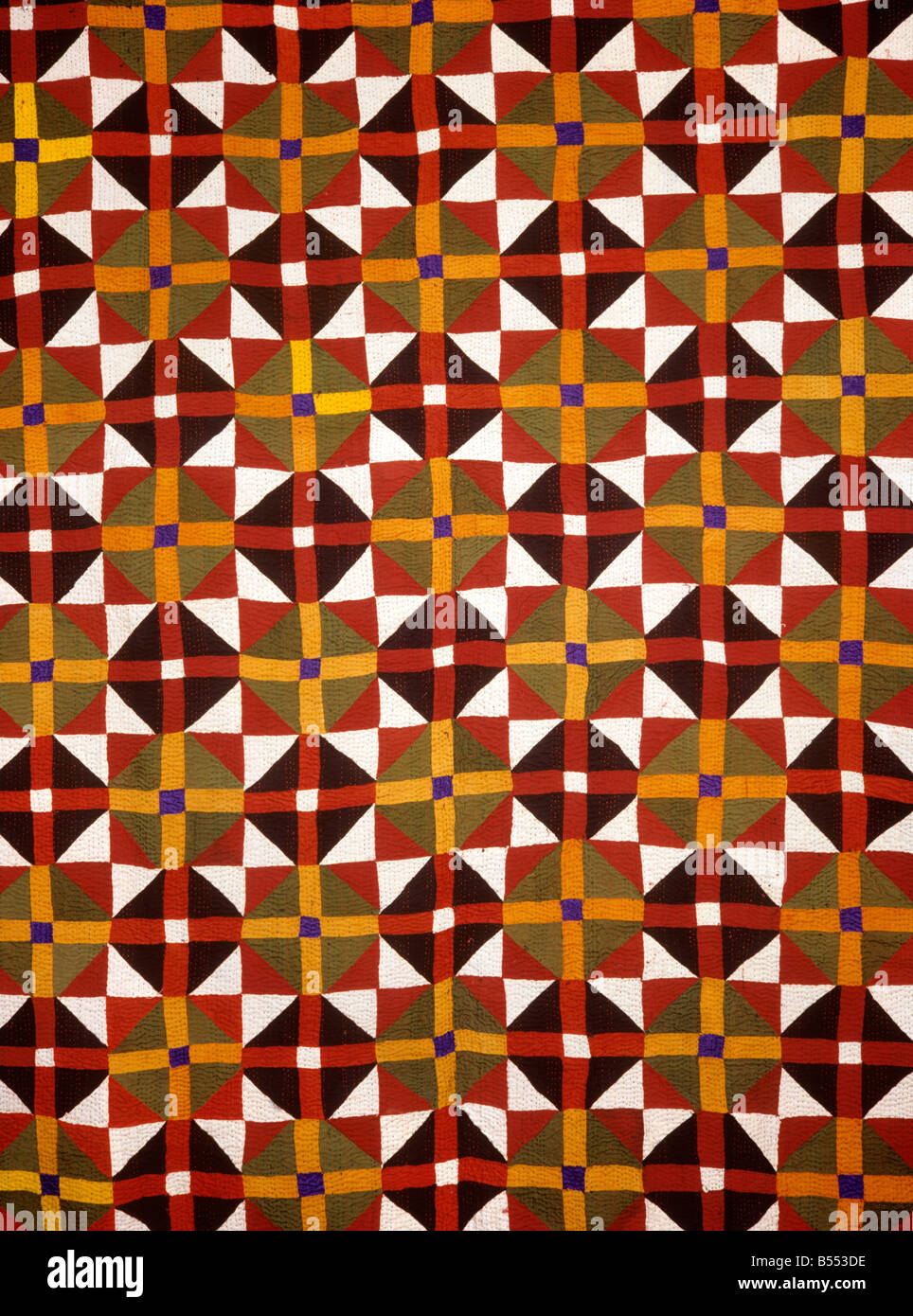 Artigianato pakistano applique pattern di patchwork Rilly cover letto dal Pakistan Foto Stock