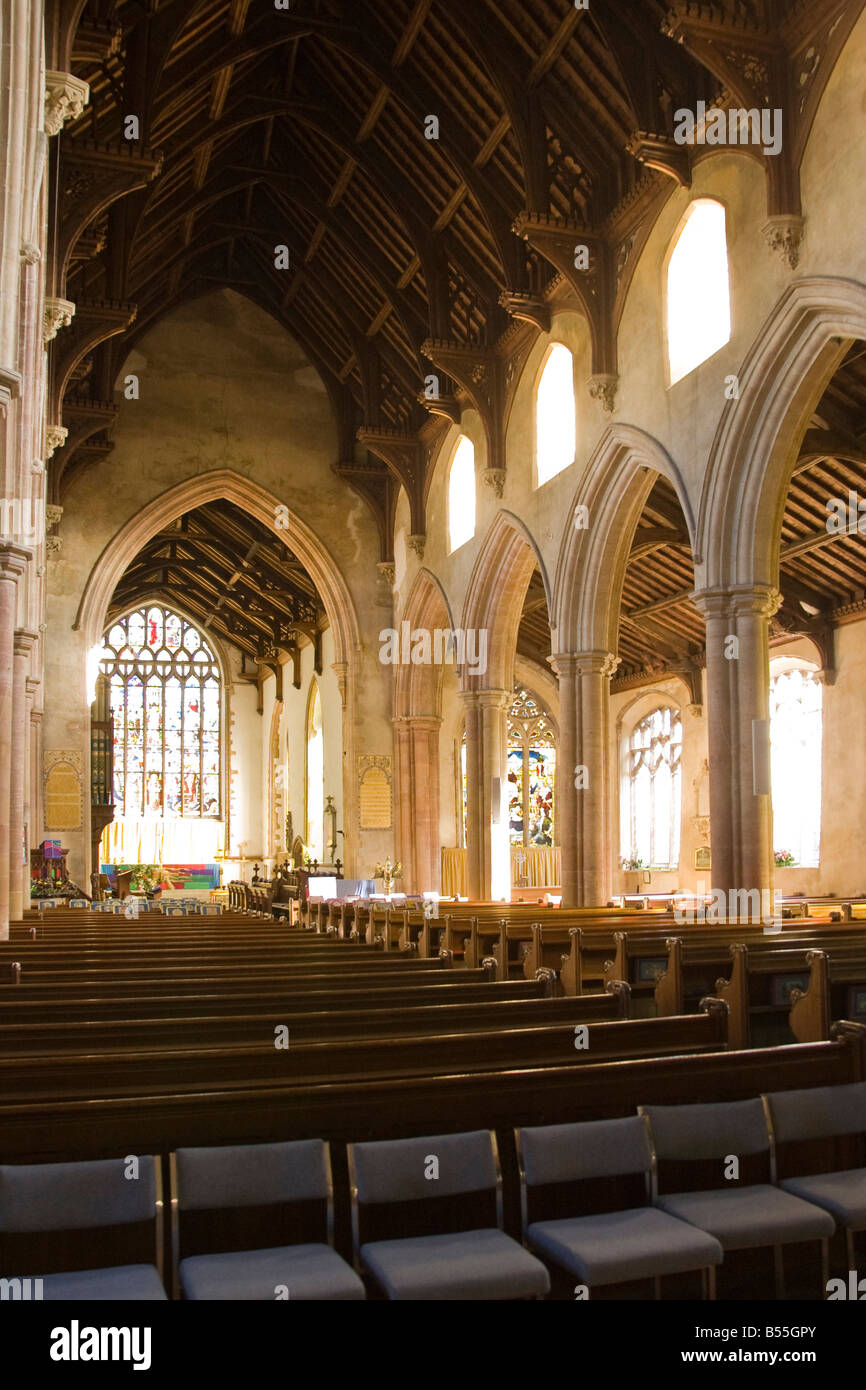 All'interno di Sant'Andrea Chiesa, Hingham, Norfolk, Regno Unito Foto Stock