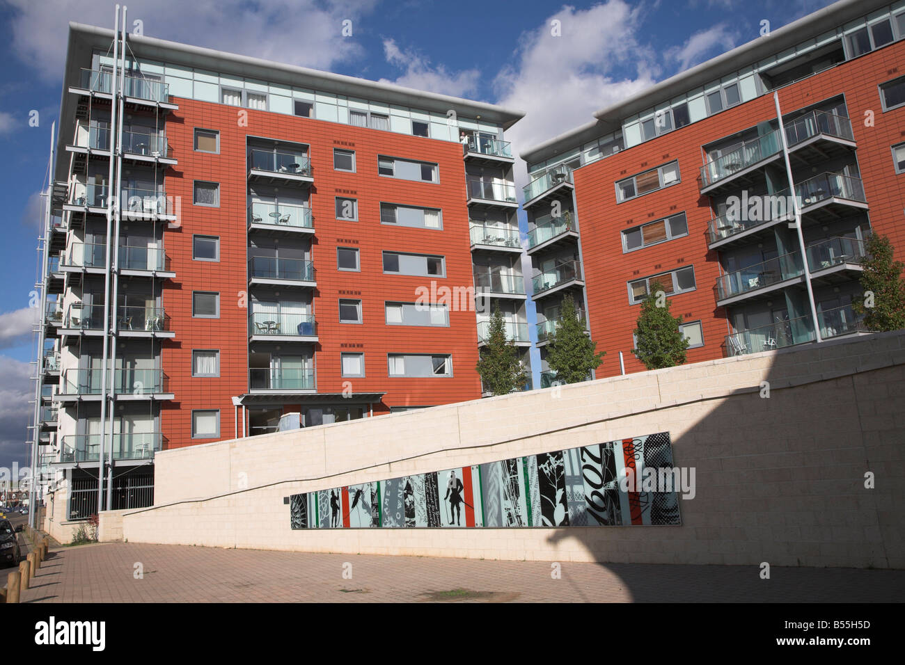 Nuovi appartamenti a Orwell Quay come parte della riqualificazione urbana di Ipswich Darsena Ipswich Suffolk Foto Stock