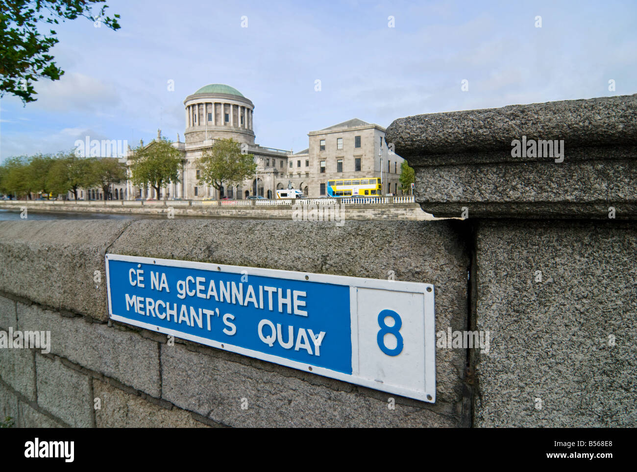 I quattro giudici di Merchants Quay Foto Stock