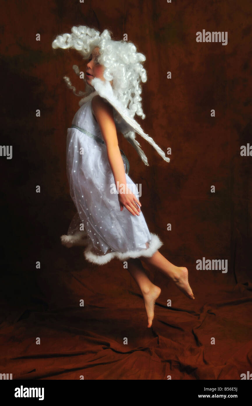 Angel Fly, ali, salute mentale dei bambini, natale, stati di mente alpha beta theta, Natale perfetto Foto Stock