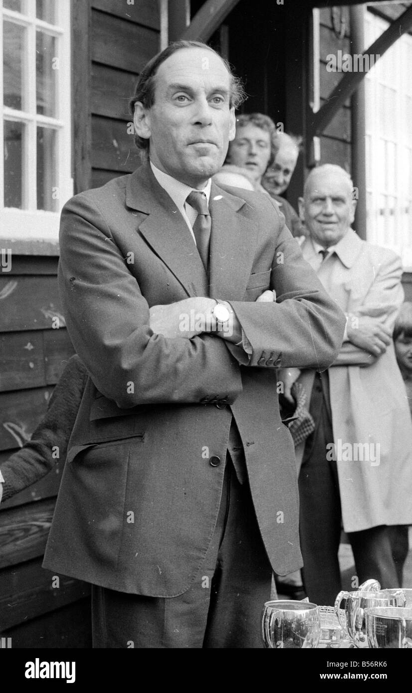 Partito liberale leader Jeremy Thorpe visita una mostra dei fiori&#13;&#10;Agosto 1978&#13;&#10;78-3971-002 Foto Stock