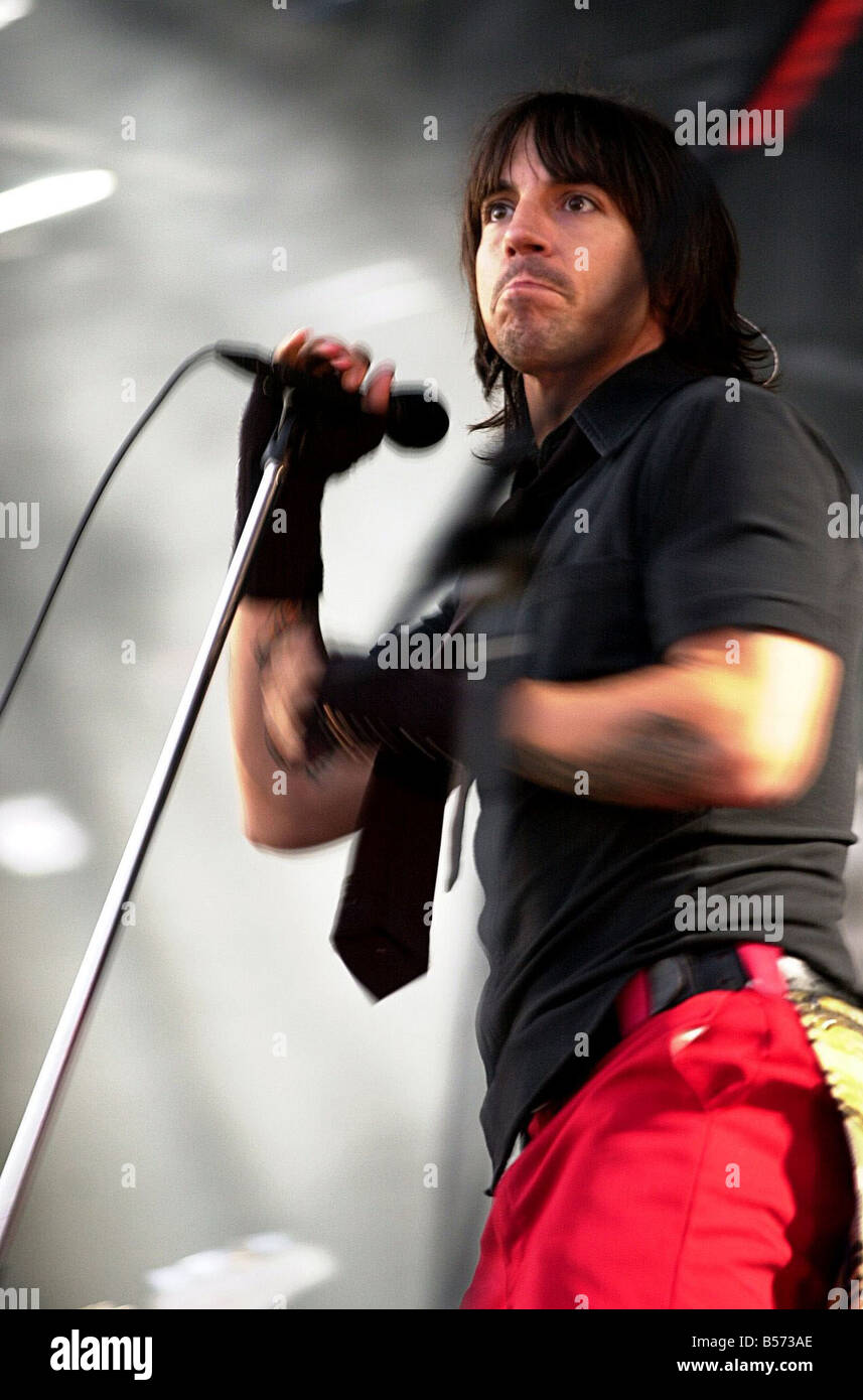 Immagini dal Big Day Out GLASGOW GREEN Agosto 2003 Red Hot Chili Peppers cantante ANTONY KIEDIS Foto Stock