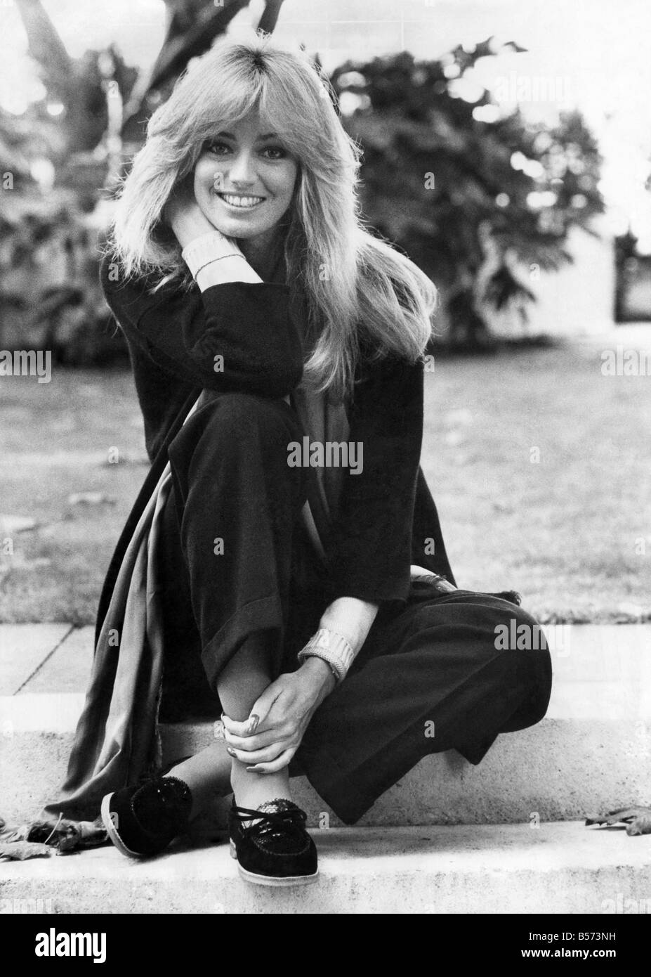 L'attrice Susan Anton presente ragazza di Dudley Moore, raffigurato in Londra. Ottobre 1980 P003751 Foto Stock
