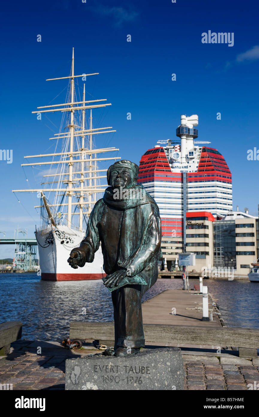 Statua di Evert Taube Axel a Lilla Bommen area del porto di Göteborg in Svezia Västergötland Foto Stock