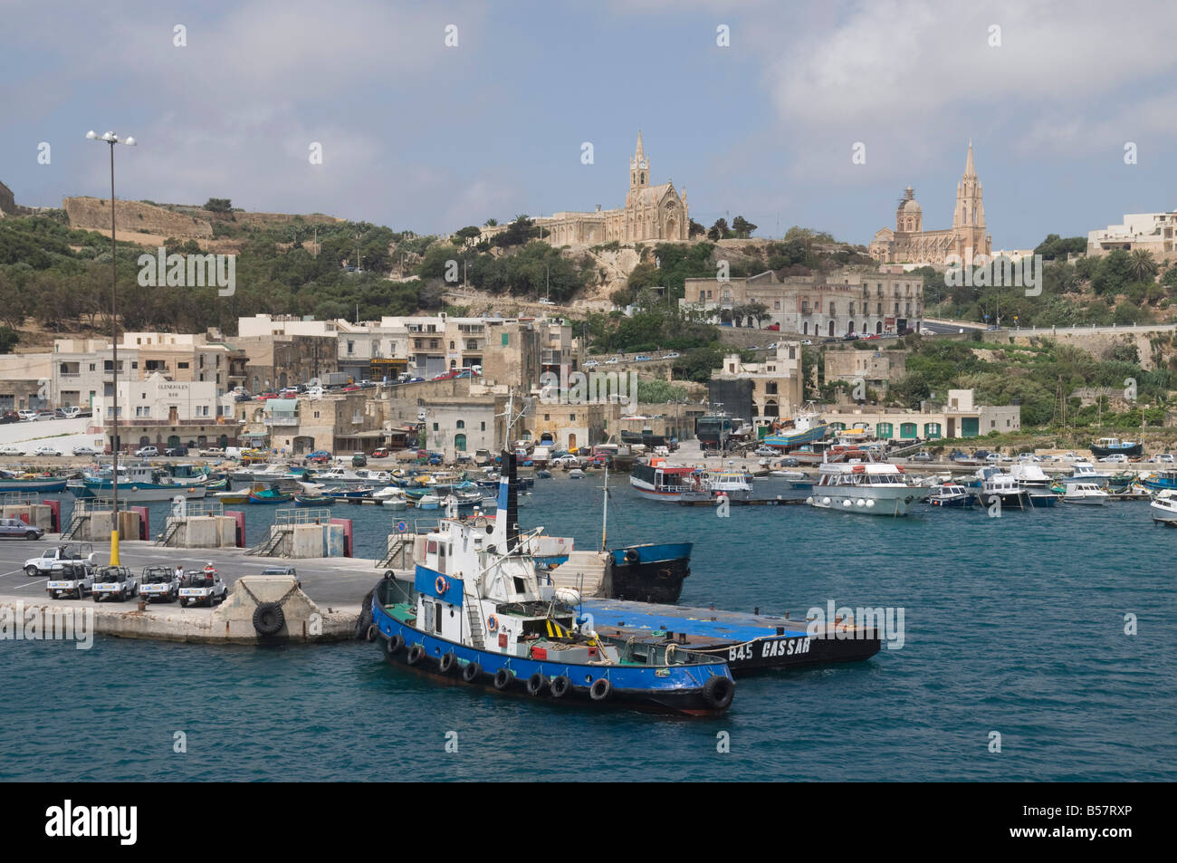 Porto di Mgarr a Gozo, Malta, Mediterraneo, Europa Foto Stock