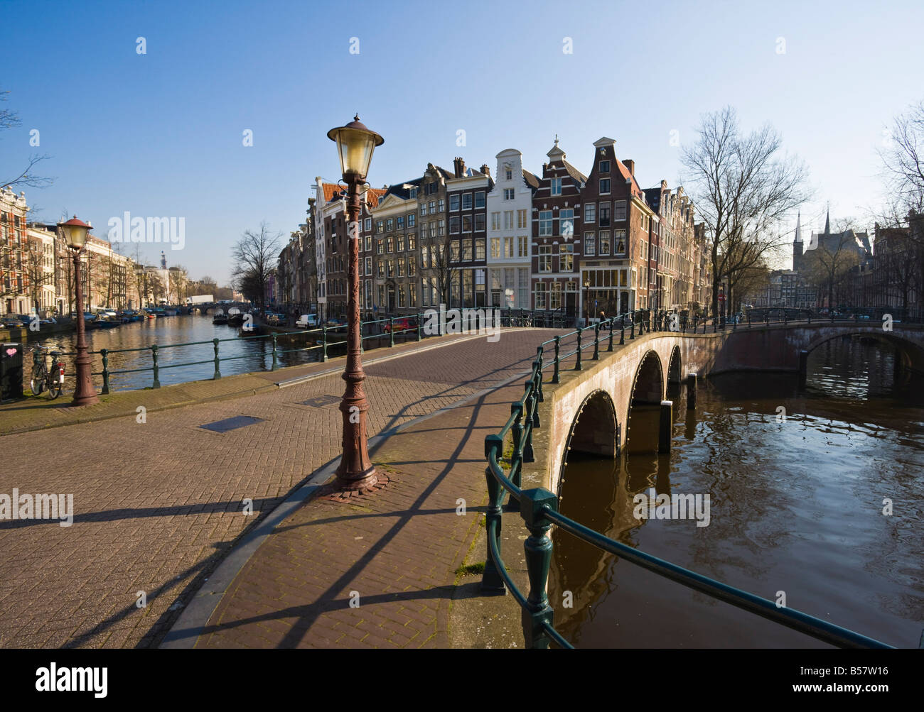 Ponte sul canale Keizersgracht, Amsterdam, Paesi Bassi, Europa Foto Stock