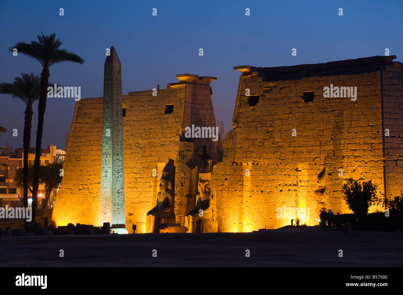 Tempio di Luxor, Luxor, Tebe, Sito Patrimonio Mondiale dell'UNESCO, Egitto, Africa Settentrionale, Africa Foto Stock