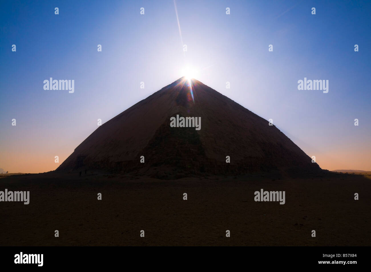La Piramide piegata, piramide campo di Dahshur, Sito Patrimonio Mondiale dell'UNESCO, Egitto, Africa Settentrionale, Africa Foto Stock