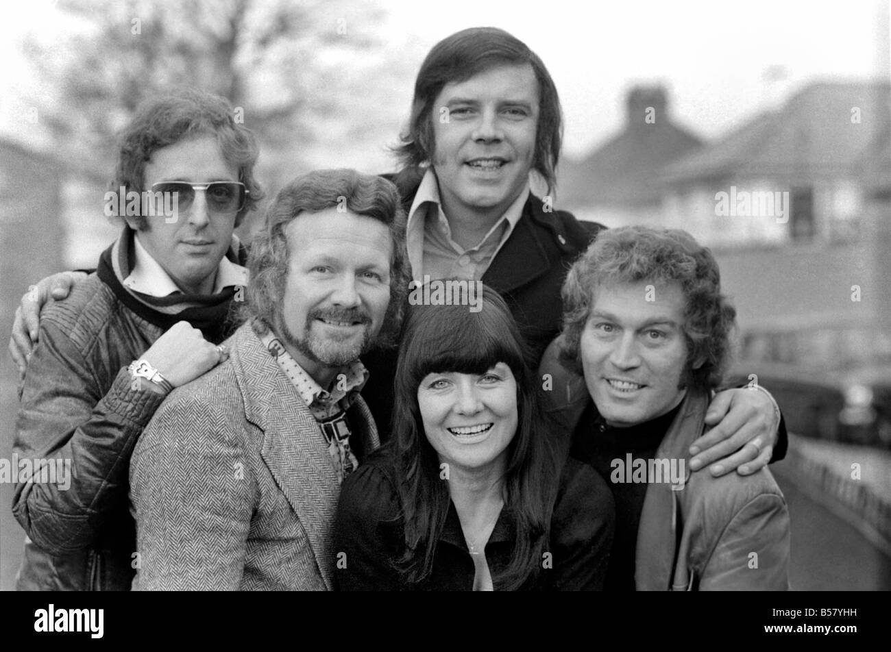 Rock and Roll funzione. Sul retro Marty Wilde. Da sinistra a destra prima fila: Carl Simmons, Chas McDevin, Shirley Douglas, e Tommy Foto Stock