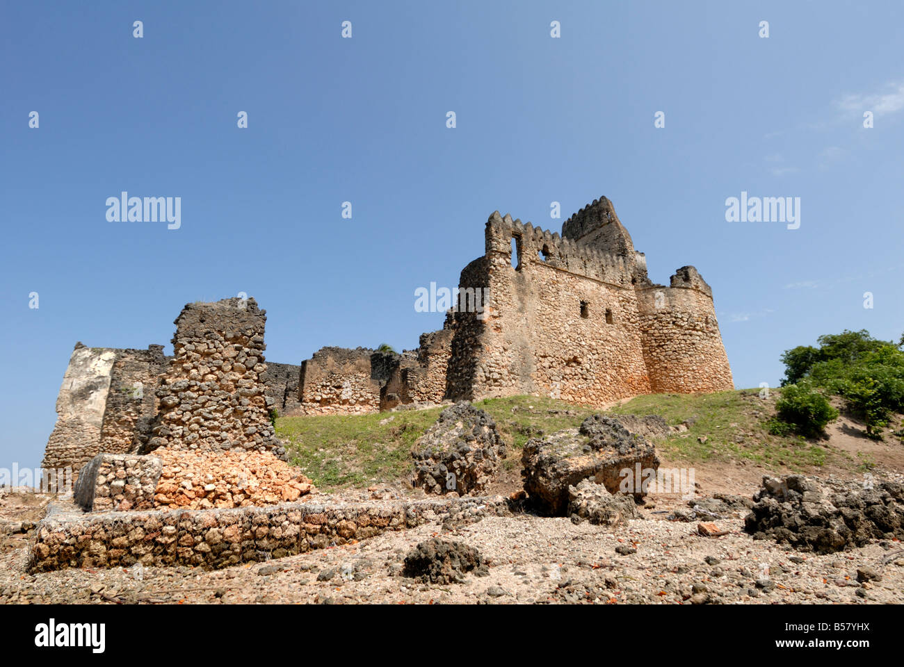 Xix secolo fortezza araba, Kilwa Kisiwani Isola, Sito Patrimonio Mondiale dell'UNESCO, Tanzania, Africa orientale, Africa Foto Stock