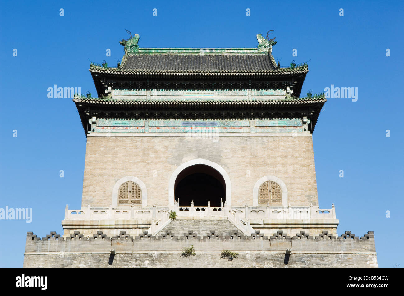 Il Campanile costruito originariamente nel 1273 segna il centro dell'Impero Mongolo, Pechino, Cina e Asia Foto Stock