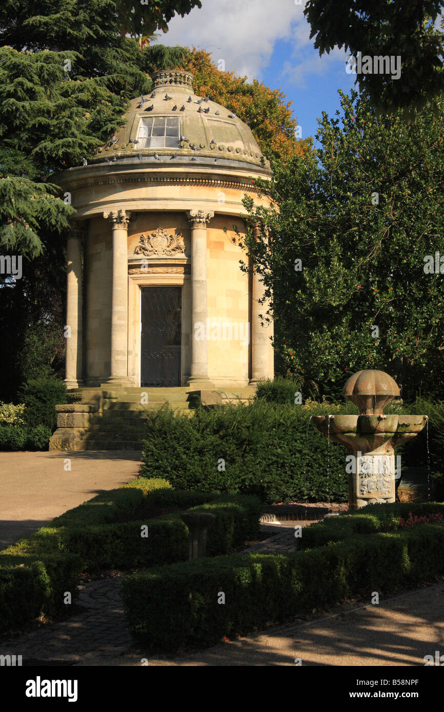 Il Memorial Jephson in Jephson Gardens, Royal Leamington Spa Warwickshire, Regno Unito Foto Stock