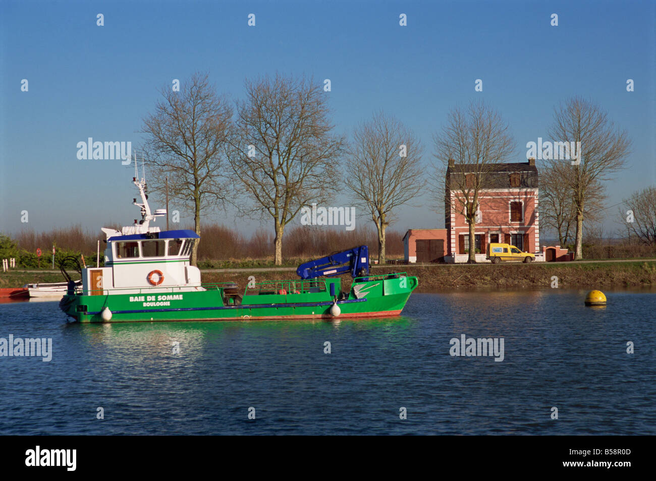 Vista sul fiume St Valery sur Somme Picardia Francia Europa Foto Stock