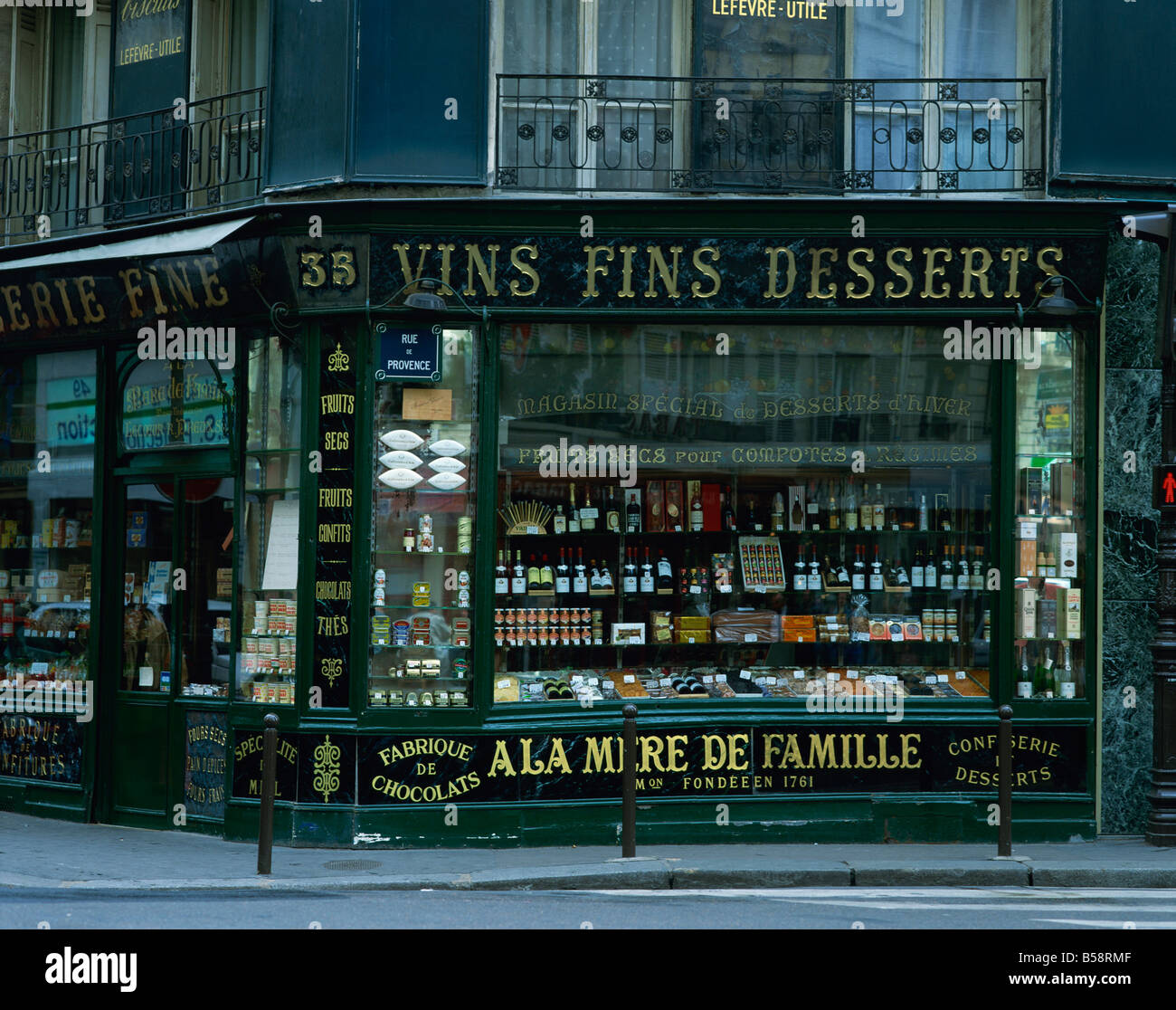 Wine Shop facciata Parigi Francia N Francesco Foto Stock