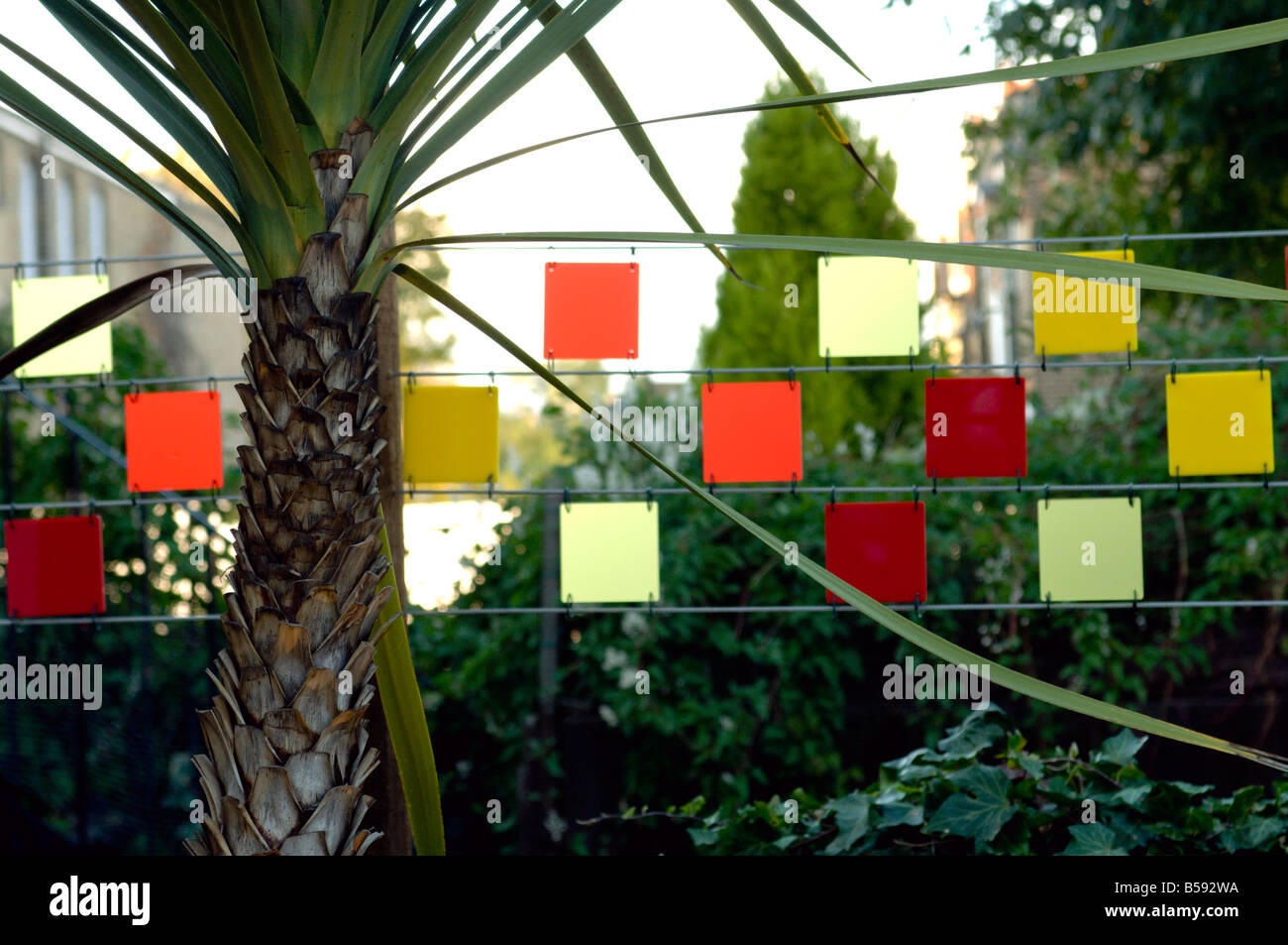 Colorato giardino moderno design a Londra Foto Stock